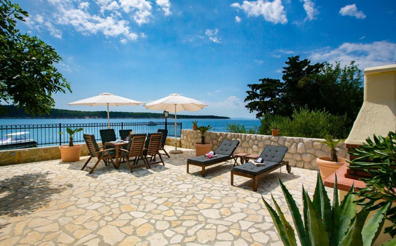 Villa Riva Barbat na Rabu Экстерьер фото