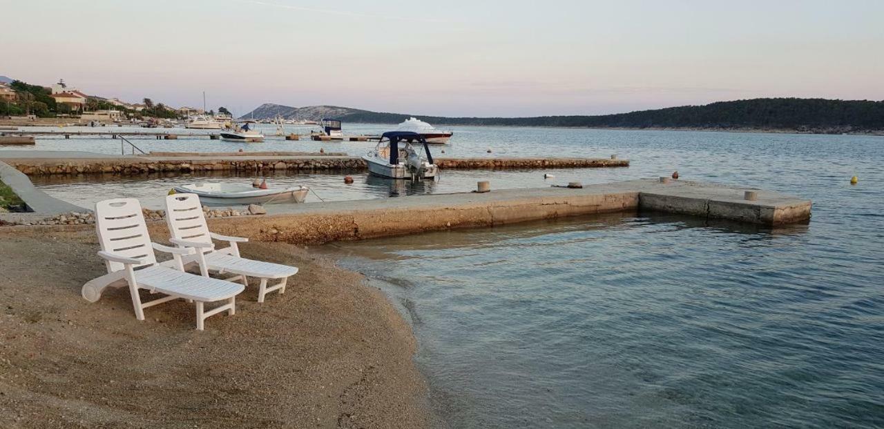 Villa Riva Barbat na Rabu Экстерьер фото